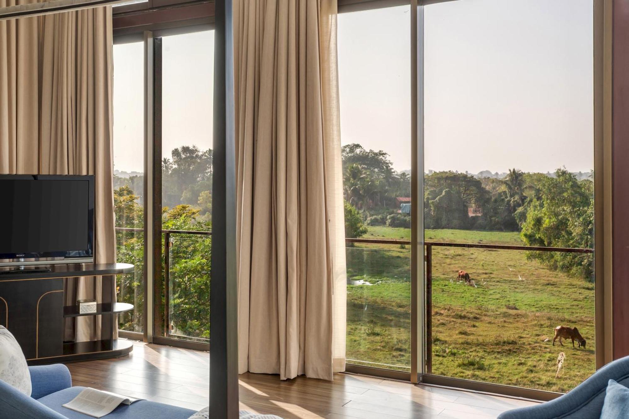 Вилла Sohonos 2 - Luxurious 3Bhk With Private Pool Nerul  Экстерьер фото